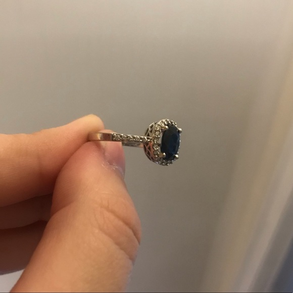 Sapphire Diamond Ring - Picture 3 of 7